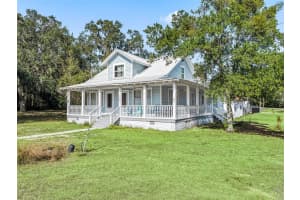 10487 SE HIGHWAY 42, SUMMERFIELD, FL 34491 - MLS#MFRG5110697