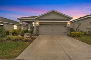 8045 PENROSE PLACE, WILDWOOD, FL 34785 - MLS#MFRG5110780