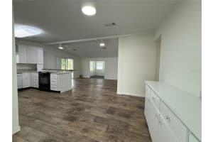 8 ROBIN ROAD, WILDWOOD, FL 34785 - MLS#MFRG5110787