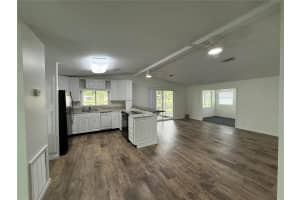 8 ROBIN ROAD, WILDWOOD, FL 34785 - MLS#MFRG5110787