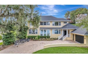 1215 LAKESHORE DRIVE, EUSTIS, FL 32726 - MLS#MFRG5110843