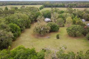 24216 62ND AVENUE, ALACHUA, FL 32615 - MLS#MFRG5110866