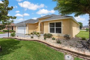 2409 MORVEN PARK WAY, THE VILLAGES, FL 32162 - MLS#MFRG5110885