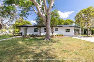 1201 SHERMAN AVENUE, TAVARES, FL 32778 - MLS#MFRG5110953