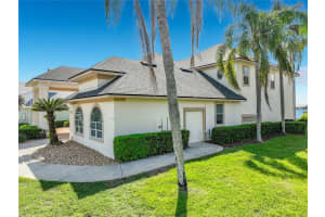 1861 EDGEWATER DRIVE, MOUNT DORA, FL 32757 - MLS#MFRG5111015