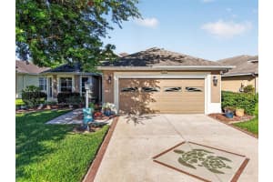 5401 AURORA DRIVE, LEESBURG, FL 34748 - MLS#MFRG5111109