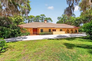 1109 ELYSIUM BOULEVARD, MOUNT DORA, FL 32757 - MLS#MFRG5111259
