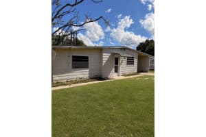 11411 Huggins St, LEESBURG