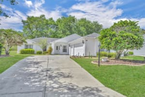 4936 SAWGRASS LAKE CIRCLE, LEESBURG, FL 34748 - MLS#MFRG5111335