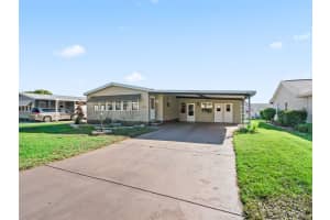 1514 HILLCREST DRIVE, LADY LAKE, FL 32159 - MLS#MFRG5111375