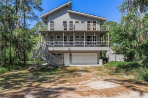 7373 CIRCLE DRIVE, LADY LAKE, FL 32159 - MLS#MFRG5111442