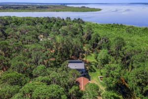 7373 CIRCLE DRIVE, LADY LAKE, FL 32159 - MLS#MFRG5111442