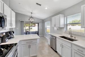 23905 NARROWLEAF COURT, LEESBURG, FL 34748 - MLS#MFRG5111618