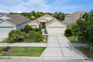 320 Anorak St, GROVELAND