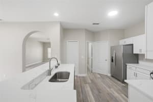 1212 LONGVILLE CIRCLE, TAVARES, FL 32778 - MLS#MFRG5111811