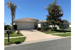 27215 Roanoke Dr, LEESBURG
