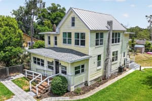 708 LEMON AVENUE, EUSTIS, FL 32726 - MLS#MFRG5111960