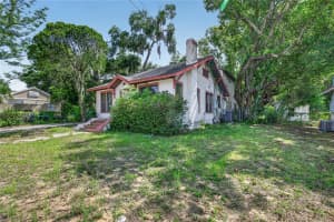 19 MORNINGVIEW DRIVE, EUSTIS, FL 32726 - MLS#MFRG5111978