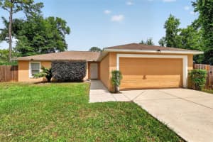 5 Hemlock Radial Ln, OCALA