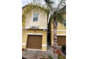 315 MUSCOGEE LANE, ORLANDO, FL 32825 - MLS#MFRG5112127
