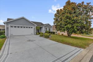 401 BISHOPVILLE LOOP, THE VILLAGES, FL 32162 - MLS#MFRG5112162