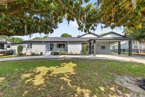 32739 LAKE EUSTIS DRIVE, TAVARES, FL 32778 - MLS#MFRG5112175