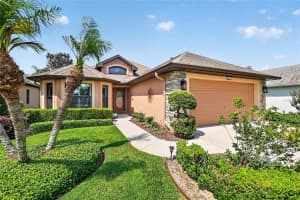 2327 WAKEFIELD WAY, MOUNT DORA, FL 32757 - MLS#MFRG5112193
