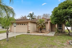 329 LAKE DAISY LOOP, WINTER HAVEN, FL 33884 - MLS#MFRG5112198