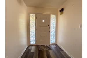 121 E PINE ST, HOWEY IN THE HILLS, FL 34737 - MLS#MFRG5112224