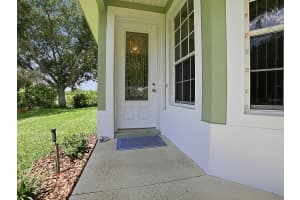 1431 LAKE VILLA DRIVE, TAVARES, FL 32778 - MLS#MFRG5112586