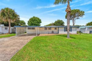 31643 HOWARD STREET, TAVARES, FL 32778 - MLS#MFRG5112594