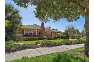 2390 SHERIDAN ROAD, MOUNT DORA, FL 32757 - MLS#MFRG5112778