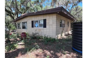 9315 TREASURE ISLAND AVENUE, LEESBURG, FL 34788 - MLS#MFRG5112790