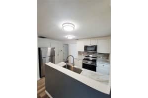 MLS# MFRG5112860, St Petersburg, Florida 33713