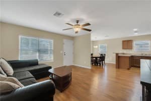 431 MIDWAY AVENUE, MASCOTTE, FL 34753 - MLS#MFRG5112865
