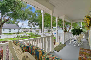 1622 LAUREL WAY, TAVARES, FL 32778 - MLS#MFRG5112888