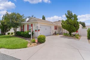 401 CALHOUN COURT, THE VILLAGES, FL 32162 - MLS#MFRG5112892