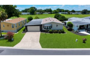 926 SAINT ANDREWS BOULEVARD, LADY LAKE, FL 32159 - MLS#MFRG5112942
