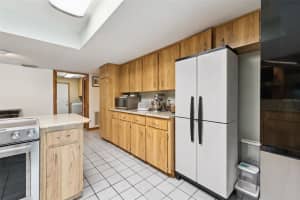 2610 TWELVE POINT DRIVE, LAKELAND, FL 33811 - MLS#MFRG5112977
