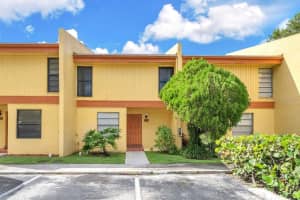 1610 93RD AVENUE, HOLLYWOOD, FL 33024 - MLS#MFRG5113170
