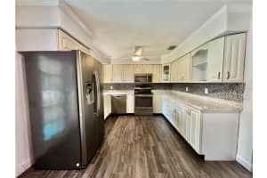 124 BISHOP STREET, AUBURNDALE, FL 33823 - MLS#MFRG5113341