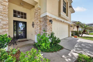 8051 SAINT JAMES WAY, MOUNT DORA, FL 32757 - MLS#MFRG5113360