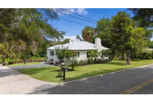 306 CLAYTON STREET, MOUNT DORA, FL 32757 - MLS#MFRG5113517