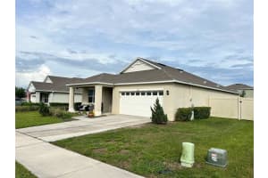 5240 GREENHEART AVENUE, MOUNT DORA, FL 32757 - MLS#MFRG5113537