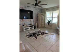 5240 GREENHEART AVENUE, MOUNT DORA, FL 32757 - MLS#MFRG5113537