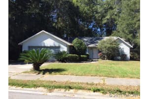 5922 SW 85th St, Gainesville, FL 32608, Sold 01/08/16
