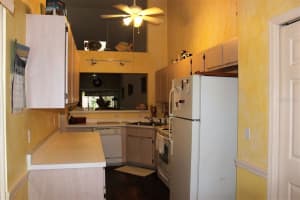 5155 SW 9th Ln, Gainesville, FL 32607, Sold 03/17/17