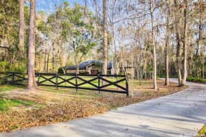 901 SW 113th Way, Gainesville, FL 32607, Sold 05/19/17