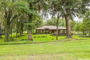 2905 SW 68th Ln, Gainesville, FL 32608, Sold 10/06/17