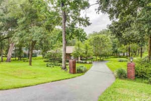 2905 SW 68th Ln, Gainesville, FL 32608, Sold 10/06/17